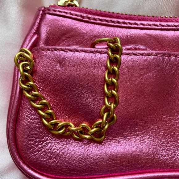 Juicy Couture pink metallic leather wristlet Y2K - Picture 16 of 17